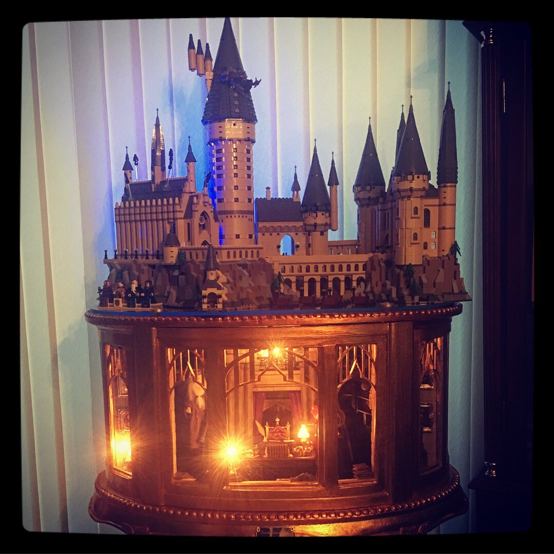 Vic__Maclean's tweet photo. Iโve had some fun ๐
Lego Hogwarts Castle available here - https://t.co/xmtCUtGKLU
@LEGO_Group #legoharrypotter #Lego #BrickBuilder #Stunning #CollectorsDream #LegoIdeas #legoart #legolaunch #Dreamer #shopping #christmas #gift #iwantit #needit #giftideas https://t.co/wD1o1OiZG9