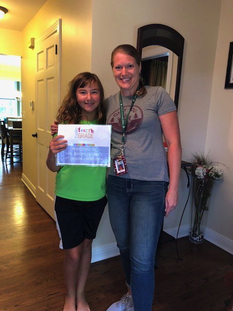 wilsonmtsd's tweet photo. You can tell it's getting close when students are finding out their teachers!  This Wildcat won the opportunity to find out 1 week early, and she is excited!  #funfairwinner https://t.co/ePV4ph4vf7