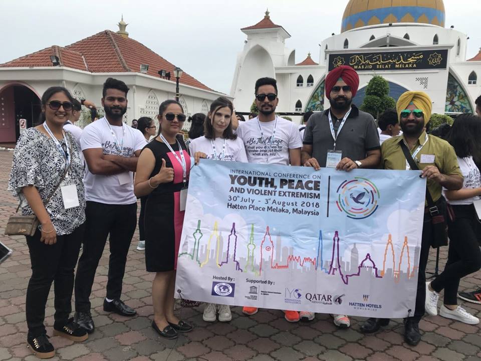 Vesna_Xiaowei's tweet photo. #NewCoverPhoto: #conference recently hosted by @WYFOfficial 🇲🇾; surrounded with #changemakers ; #impressions: ✅ #positiveenergy & ✅ #blissfulmoments; the gains: ✅higher #motivation & ✅higher #goals. #YPVE2018 #SDGs #Youth2030 #Act2250 #BeTheChange #NGO @wrldyth @ngutsav https://t.co/0dEbu6ojaH