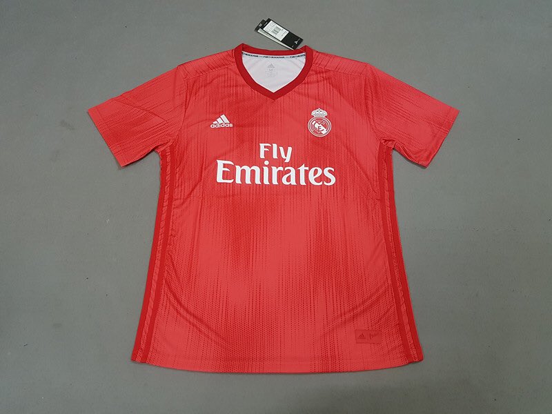 GolDeGodin_'s tweet photo. Un sorteo chavales, que hacía mucho. 

- Seguidme a mi y a @topcamisetasrus
- Dos camisetas a sortear entre los que retwitteen este tweet 
- La Segunda camiseta a los 500 rts
- Camisetas a elegir entre todo el catálogo https://t.co/JOpMlhsw7i