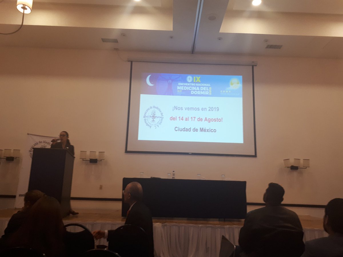AMMDMexico's tweet photo. La presidenta de la AAMD, Dra. Margarita Reyes Zúñiga, da las palabras de despedida del #IXEncuentroAMMD ¡Nos vemos en 2019! https://t.co/gCfg8Asq9B