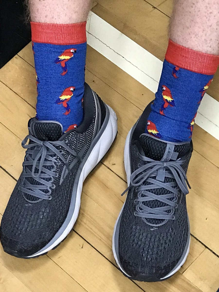JasonDanner71's tweet photo. I wish I could wear these on the first day of school. #wp103 #WPHSproud @TWeaver_65 @shweaver4sw https://t.co/DyIjUEHMo8