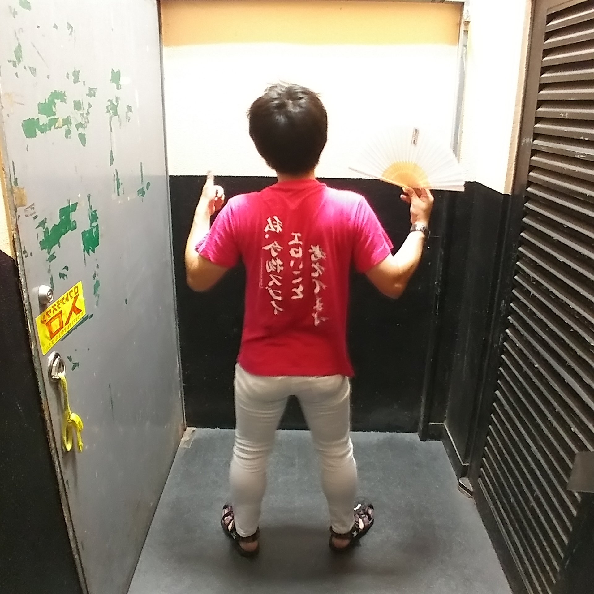 小田浩之 芸人です Bijirian １０名の女性の お尻 による お色気 堪能 出来ました ありがとうございました 三嶋哲也 さんのトークにも同感 ただ私の場合 ポチャの娘 でも 顔 と 雰囲気 で やりる気 にはなります 笑 ネット芸人 おだっち