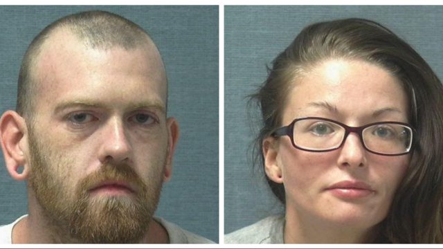 JamelLaneeTV's tweet image. Couple found #overdosed on pavement, #baby inside hot car. @WFLA bit.ly/2vS8iAL