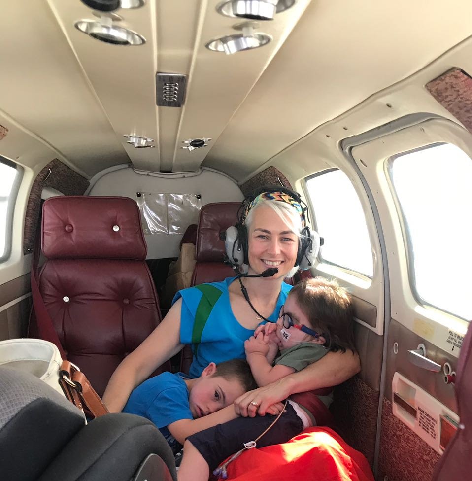 BUMBLEair_IRL's tweet photo. Our second @BUMBLEance @BUMBLEair_IRL  flight in 4 days, this time to the world's most scenic airport @DonegalAirport with #KingBee Oisin,  mom and brother..  Have a great weekend in the hills of #Donegal https://t.co/DilA5YEj8X