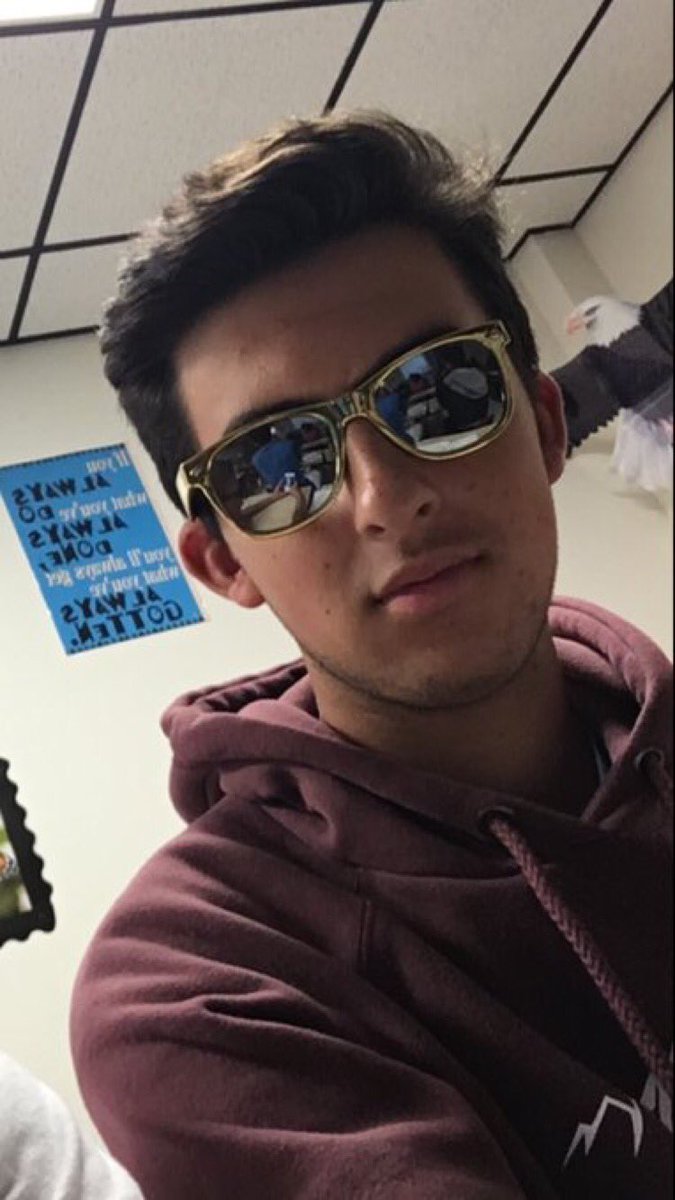 COLESLAW113's tweet photo. Happy birthday to the one and only Torin Andrés Garcia!!! Have a great one man!  @torin_garcia https://t.co/jztT09vsvr