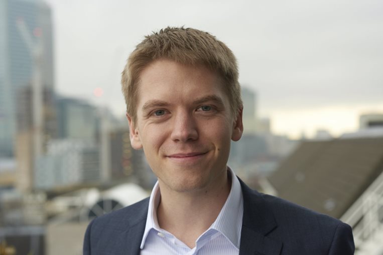 Sønr (@sonr_global) on Twitter photo 'From farm boy to founder': on this week's Spøtlight, we catch up with CEO of <a href="/DgtlFineprint/">Digital Fineprint</a> <a href="/AbrahamssonErik/">Bo-Erik Abrahamsson</a> to learn more about how his #AI and Big Data-driven solutions are serving SMEs across Europe. #InsurTech
ow.ly/BY5F50ieTPF 'From farm boy to founder': on this week's Spøtlight, we catch up with CEO of <a href="/DgtlFineprint/">Digital Fineprint</a> <a href="/AbrahamssonErik/">Bo-Erik Abrahamsson</a> to learn more about how his #AI and Big Data-driven solutions are serving SMEs across Europe. #InsurTech
ow.ly/BY5F50ieTPF