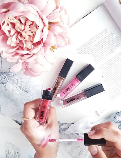 CatalystPR_'s tweet image. Are you as obsessed with the @GOSHUK Lumi Lips as @ms_tantrum is? If you haven't tried them yet, they're available at @superdrug! 📷😍

#goshuk #goshcopenhagen #goshcosmetics #gosh #lipgloss #lumilips#crueltyfreebeauty #crueltyfree #crueltyfreemakeup #summermakeup #summertrends