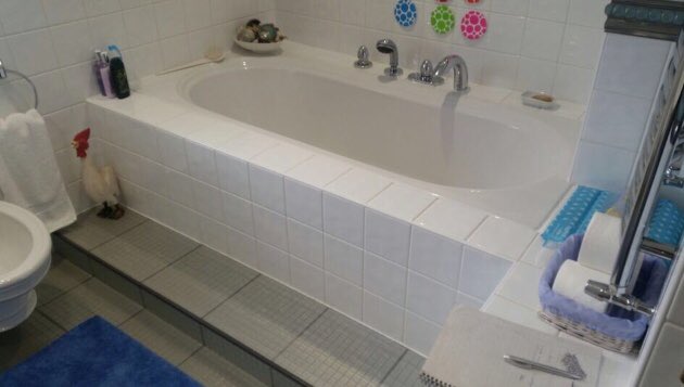 CallBaldy's tweet photo. Can’t quite believe this is the same space!
Bath out and stunning shower and tray in. Given an additional class feel with these stunning Linda Barker Multipanel beauties.
Fantastic job, lovely clients, nothing better! https://t.co/5IM13Vb1Sd