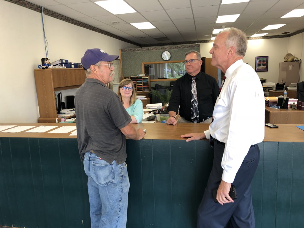 tmcnett1's tweet photo. What a wonderful surprise! We got a visit from @JerryMoran at #usd366! @woodson_chamber director @McnettDakota and @GregBro21560 visiting with Sen. Moran, along with Ron McGee about the beauty and importance of small town America! #votesaveamerica #smalltownamerica https://t.co/PuA3rtFoOz