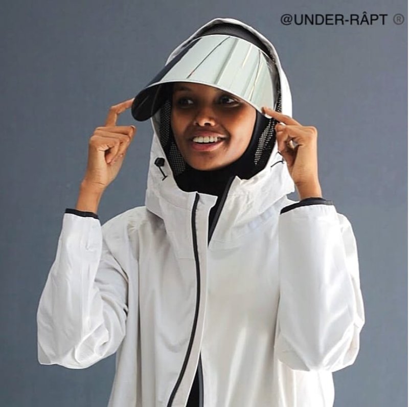 ModestLifeSt's tweet photo. Huge congratulations to IFDC #pacbl brand UNDER-RAPT for being commissioned by the fine Arts @deyoungmuseum in #SanFrancisco and #Frankfurt to be a part of their ‘contemporary #Muslim Fashions’ Exhibition Opening Sept. 22 at De Young Museum in San Francisco.
#ModestRevolution https://t.co/fu9vHPqrRp