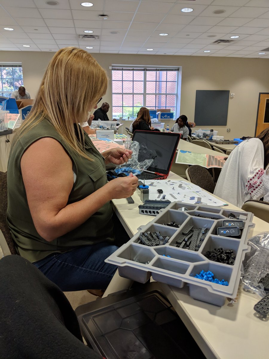 MegCollins815's tweet photo. @LeeCoSchools  Robotics training with SCORE and REC https://t.co/NiQs3dEfQM