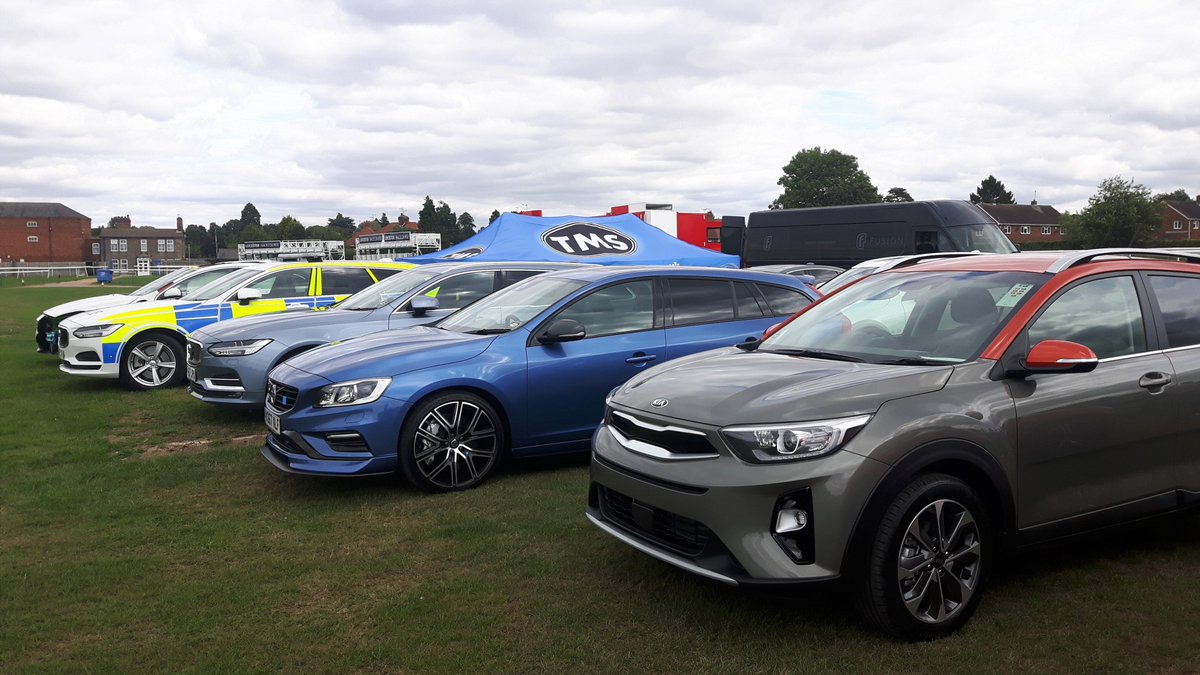 TMSMotorGroup's tweet photo. Preparations have begun at Leicester Racecourse for the Leicester Motor Show this Sunday. Admission is free, so why not pop down to the TMS Motor Group displays and have a chat?
#TMSMotorGroup #Volvo #Kia #LeicesterMotorShow #LeicesterRacecourse https://t.co/UVPGUrWEOv