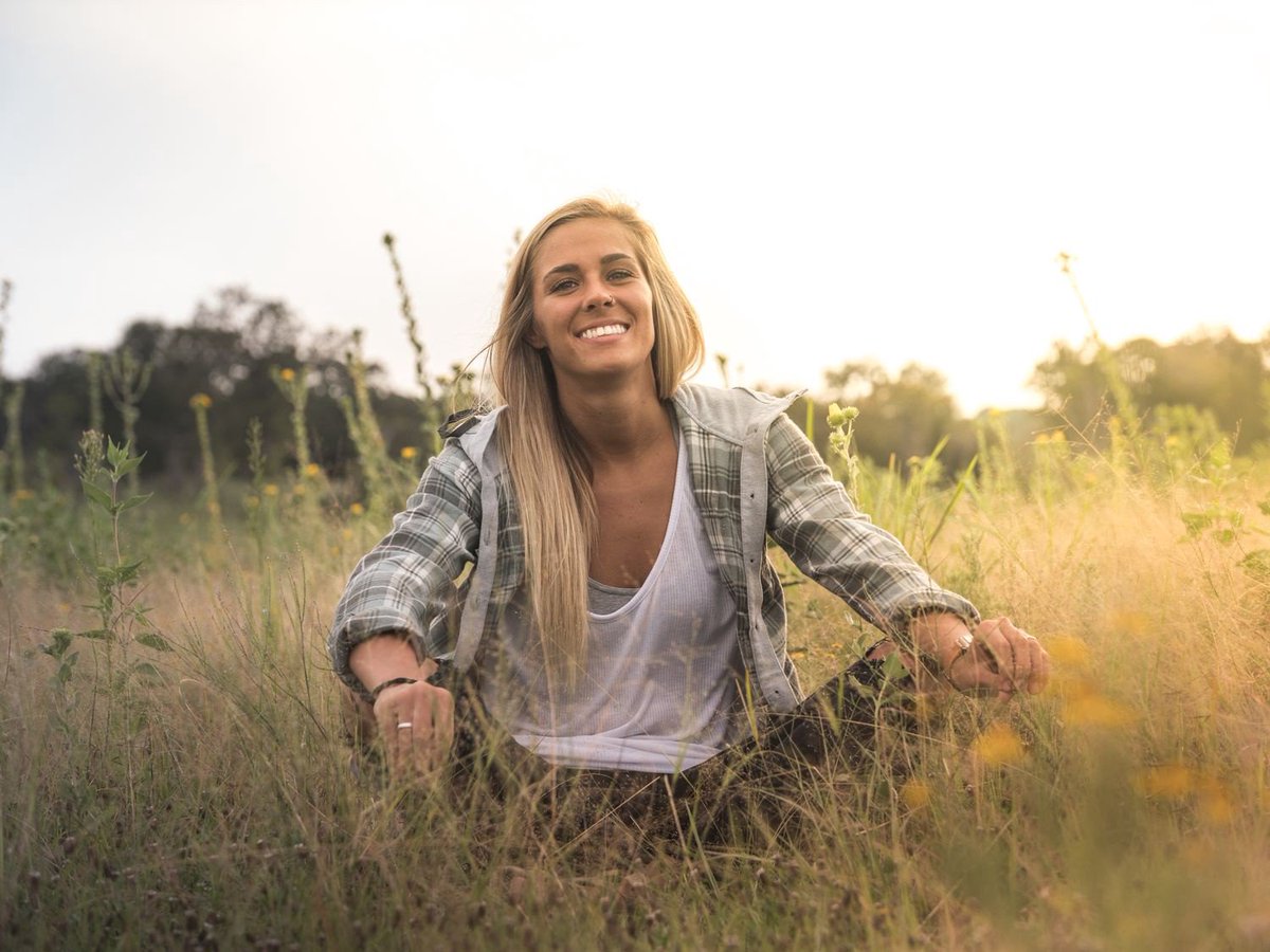 Evelyn_Marinoff's tweet photo. Sounds good! 10 Positive Habits That Could Change Your Life- 4. Count your blessings… Every. Single. Day.
https://t.co/1anZaXp7kp #abetteryou #karma #positivity https://t.co/GooAgDhEGr