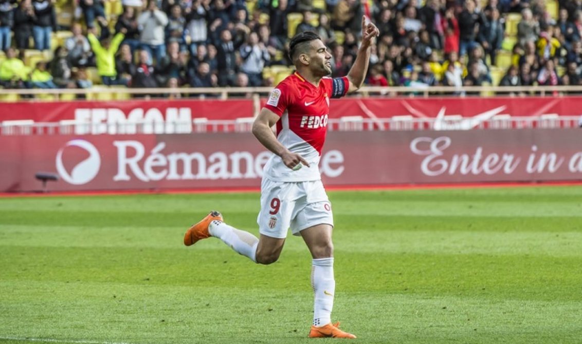Falcao marcó el tercero para Nantes 1 Monaco 3: goo.gl/M3BTx4 #GolesCO #Falcao #Monaco #Ligue1