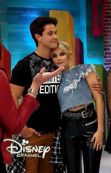 sstarawar's tweet photo. No tienen idea de cuánto voy a extrañar a este par de empalagosos #Simbar #MichaelRonda #KCAArgentina #KCAMexico https://t.co/pbuejppcpH