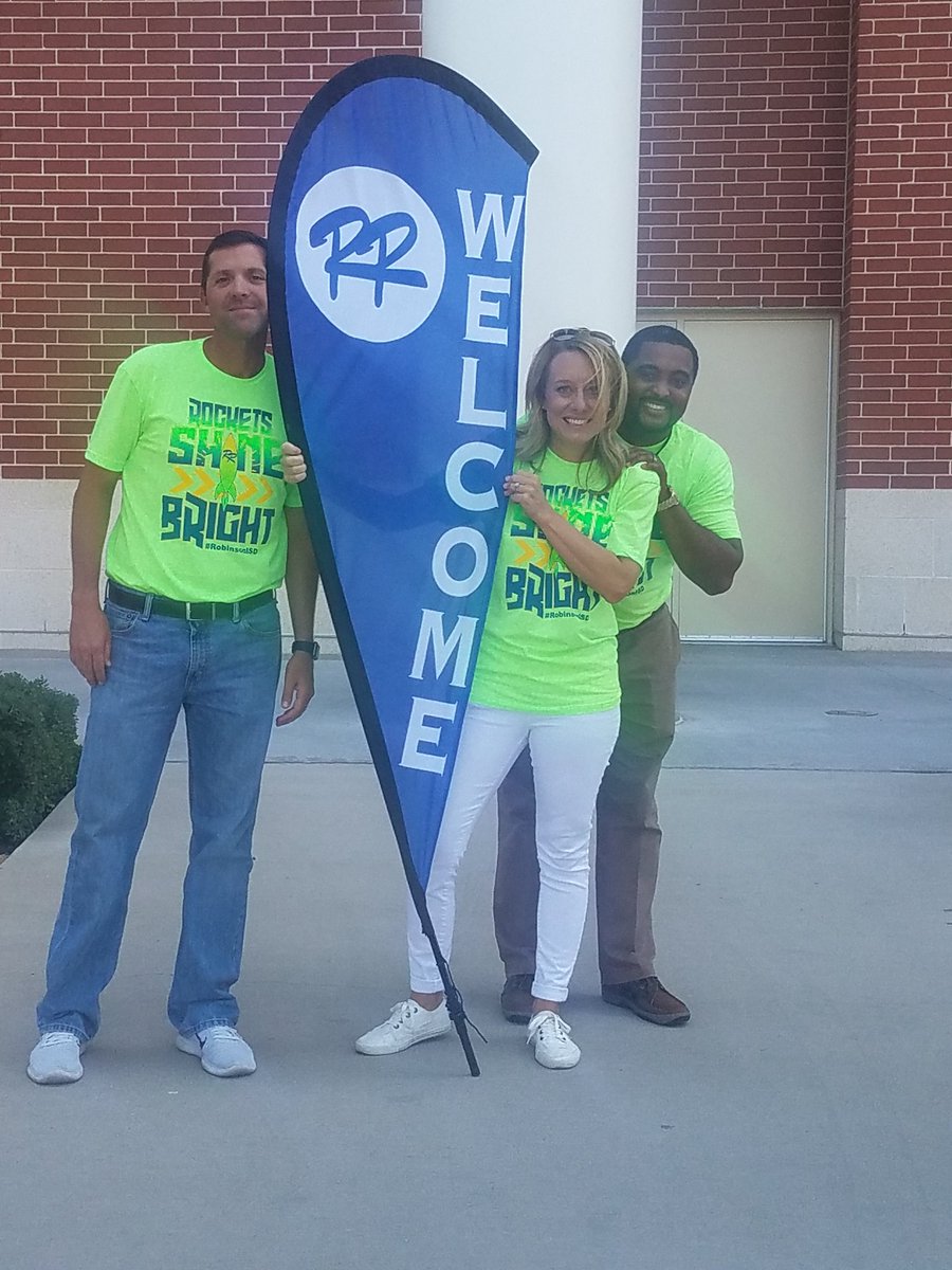 mruddell212's tweet photo. #robinsonisd  @risdHS Our inservice is the best! #rocketsshinebright https://t.co/gMlbrob1Hf