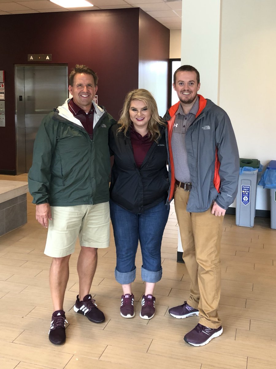 michaeltbenson's tweet photo. Had a blast today with @Brandie0824 &amp; @jlraines as we went from hall to hall, meeting students &amp; parents, thanking volunteers for their help with #BigEWelcome and passing out water &amp; #EKU t shirts...and showing off our really cool #PowerofMaroon shoes #GoBigE https://t.co/x2HrI8dt26