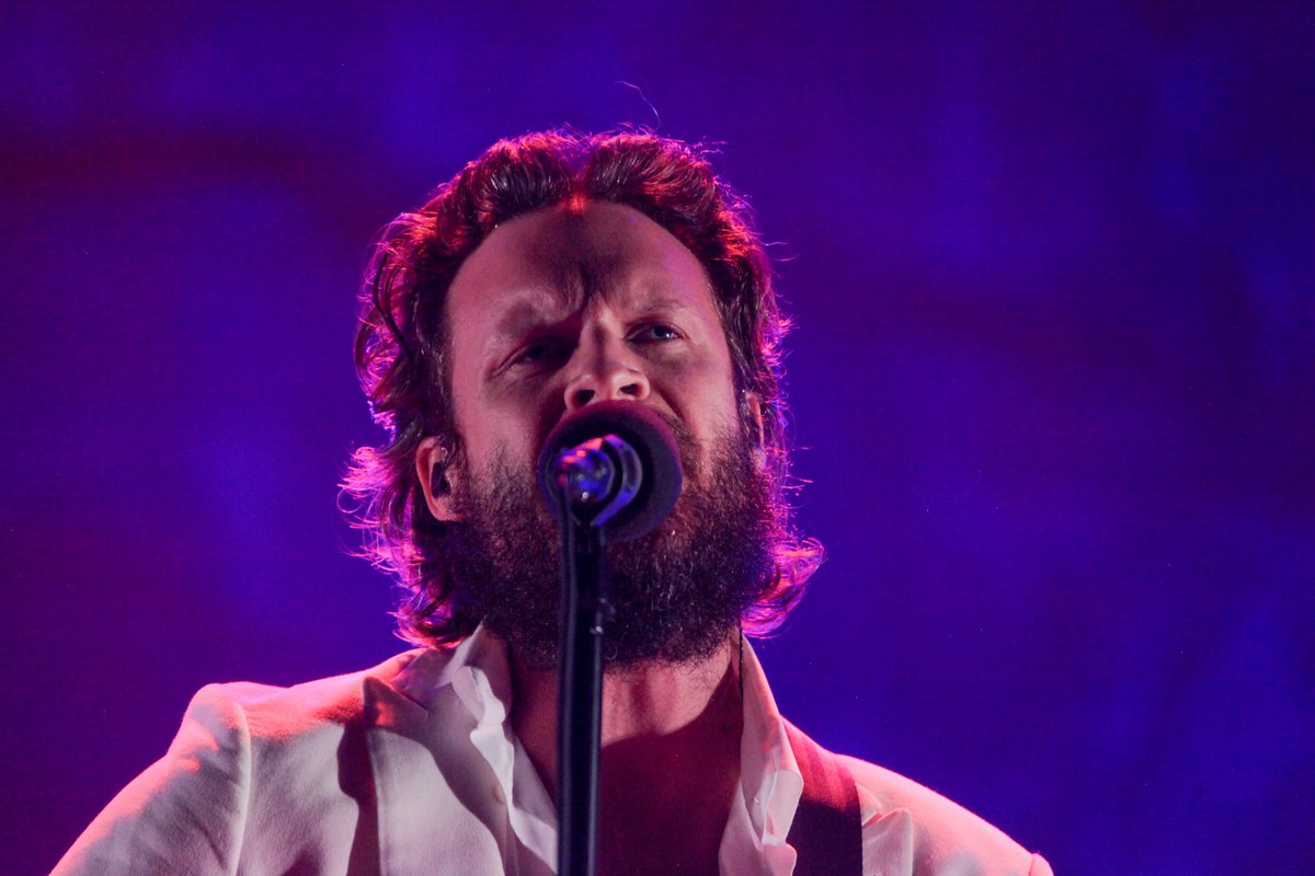 AitchEye's tweet photo. #FatherJohnMisty @redrocksco 
More here...https://t.co/rdTxH3exqY https://t.co/vPuxhaPTuV