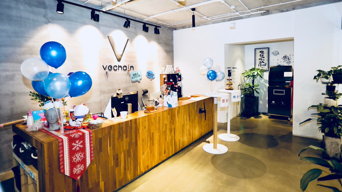 vechainofficial's tweet photo. Progress is worth celebrating with friends and family! 
Now a year after our token sale, we took the time to reflect on all it took to get where we are today. Year two will far surpass year one, this is in large part thanks to the collective VeChain family that supports us. https://t.co/AY1L8r8V7R