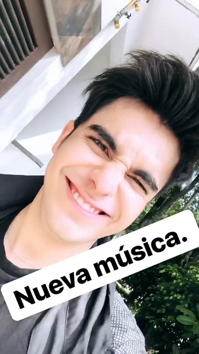 LaylLeon's tweet photo. Tan bonito el macuarro 😍 #SlimeLayl https://t.co/IjK3AR00zT