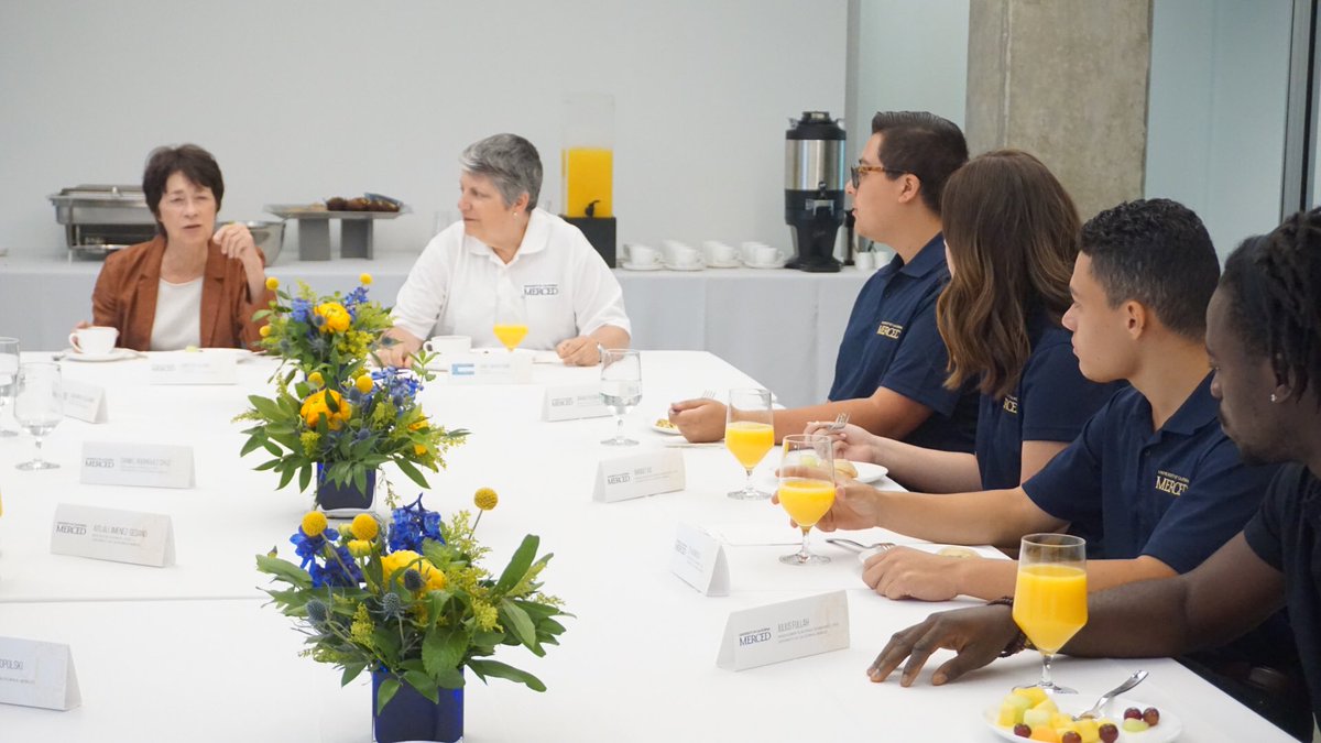 UCMChancellor3's tweet image. Joining President Napolitano for breakfast with our student leaders this morning in one of @ucmerced’s newest residence halls, Glacier Point. Cheers to a wonderful weekend! 🐯 #UCfirstgen #firstgenmerced