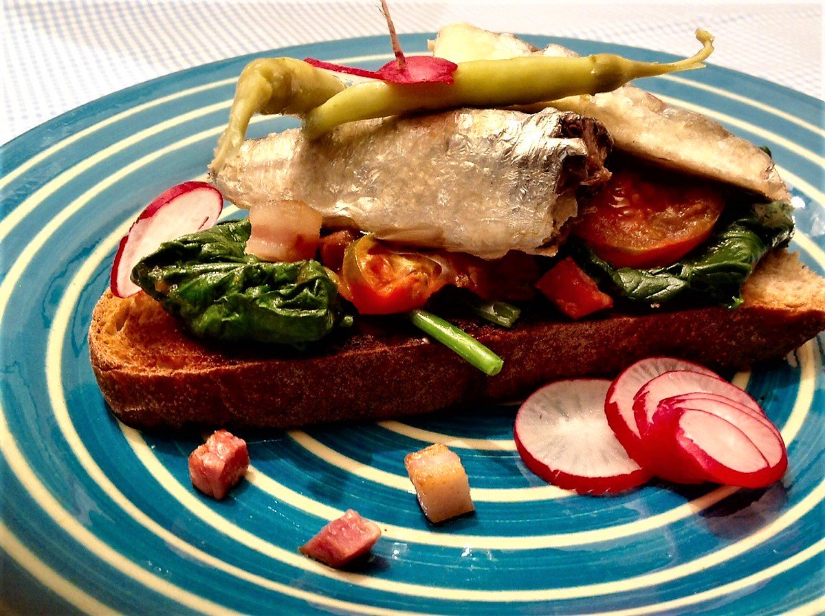 inés Butrón tweet media