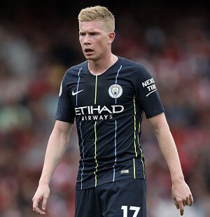 TheHeadtoHead's tweet photo. Who’s better? Present or past...

RT for De Bruyne🇧🇪
LIKE for Beckham🏴󠁧󠁢󠁥󠁮󠁧󠁿 https://t.co/1LoHIOsK23