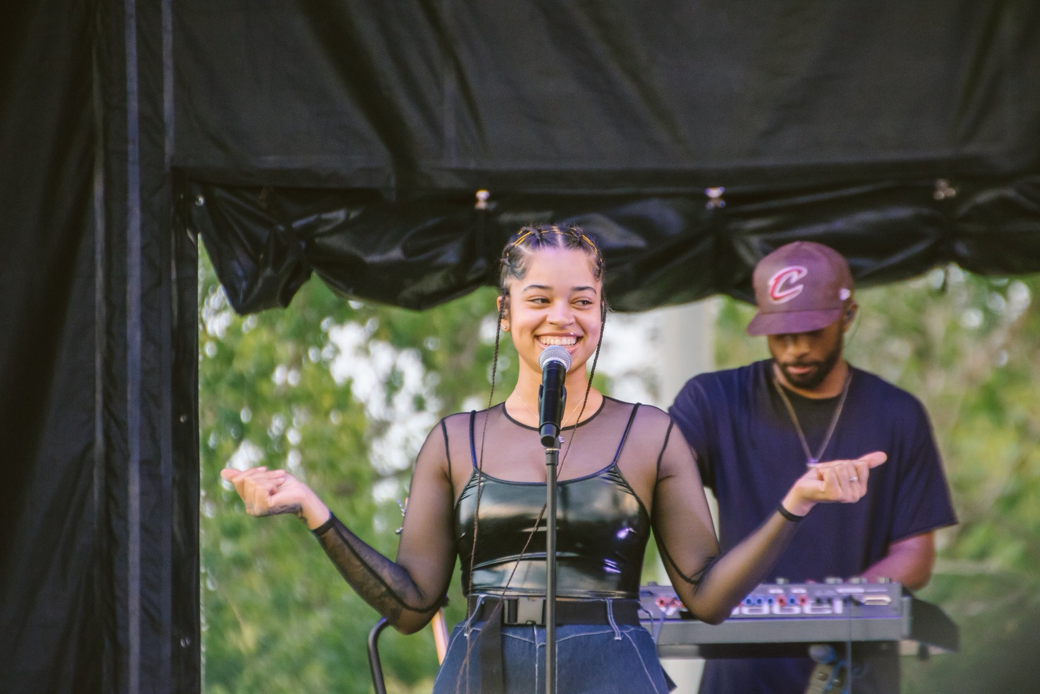 Aaliyah on Twitter: "Ella Mai performing at the Baltimore Afram