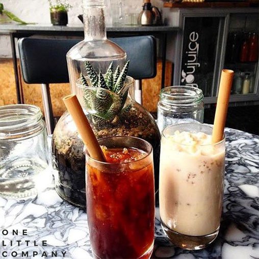 OneLC_Official's tweet photo. Reusable #bamboo straws are a perfect alternative to plastic. 100% from nature, these straws are grown with no use of chemicals and are the fastest growing plant!🌱
You're literally sipping through nature! https://t.co/lr9D8mXoVE