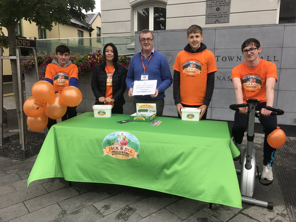 Iamjimkenny's tweet photo. Huge thanks to my amazing team of volunteers in Naas for braving the weather to complete a 4 hour static cycle for @JackandJill1997 #jackandjill #staticcycle #naas https://t.co/EqG7bDYiBA