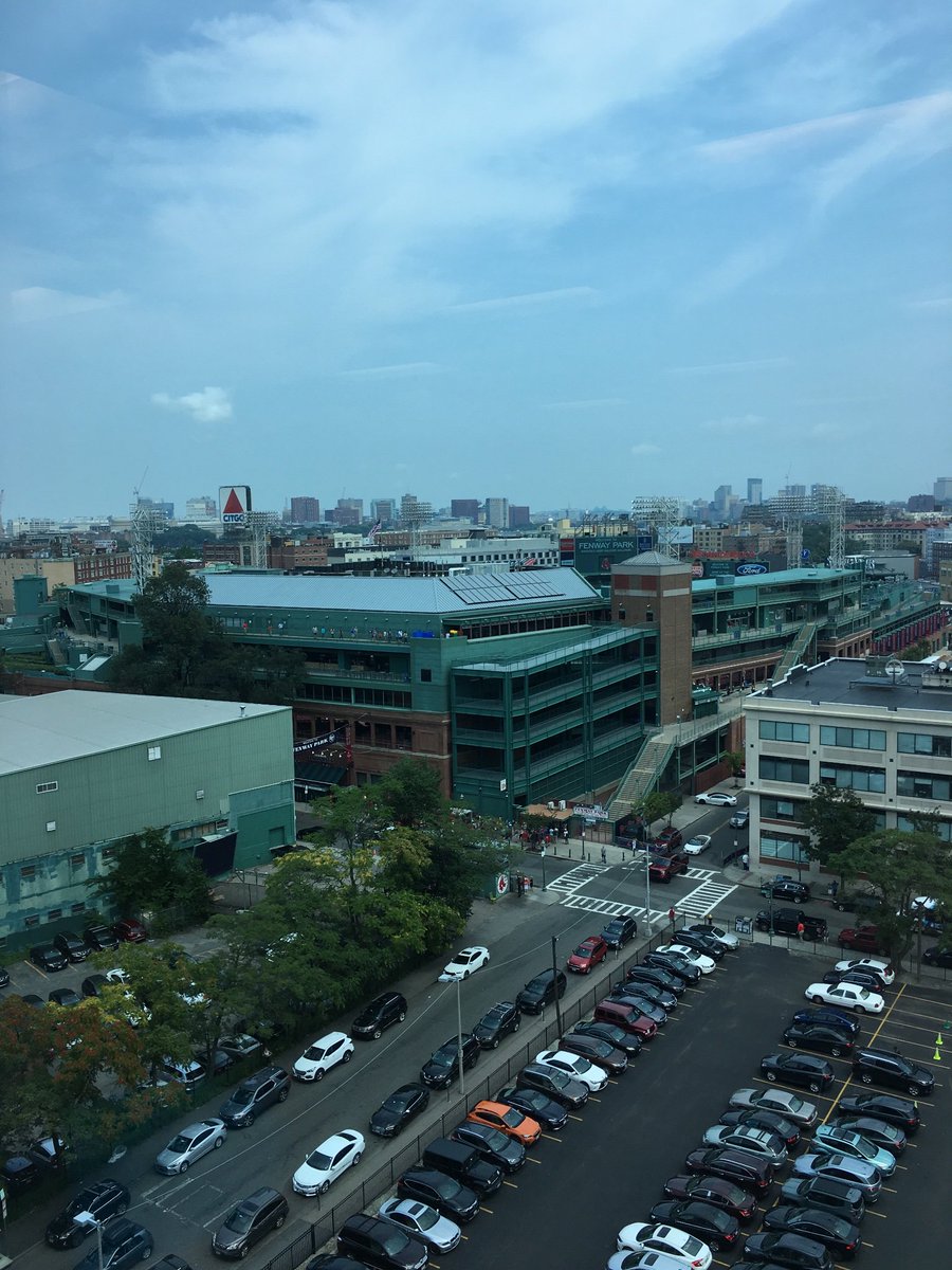 Beccax95's tweet photo. @The7Line @RedSox @The7LineArmy Having to see fenway every day from my office has me counting down the days till I can be with Mets fans again. Can’t wait! https://t.co/YOSFbjtuqz