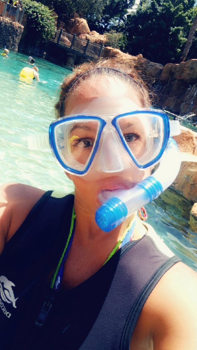 #snorkeling #saltwaterlife #coralreef #summer2018 #wetsuit #fun @DiscoveryCoveUS
🌞🌴🐚👙🐠🌊🐬