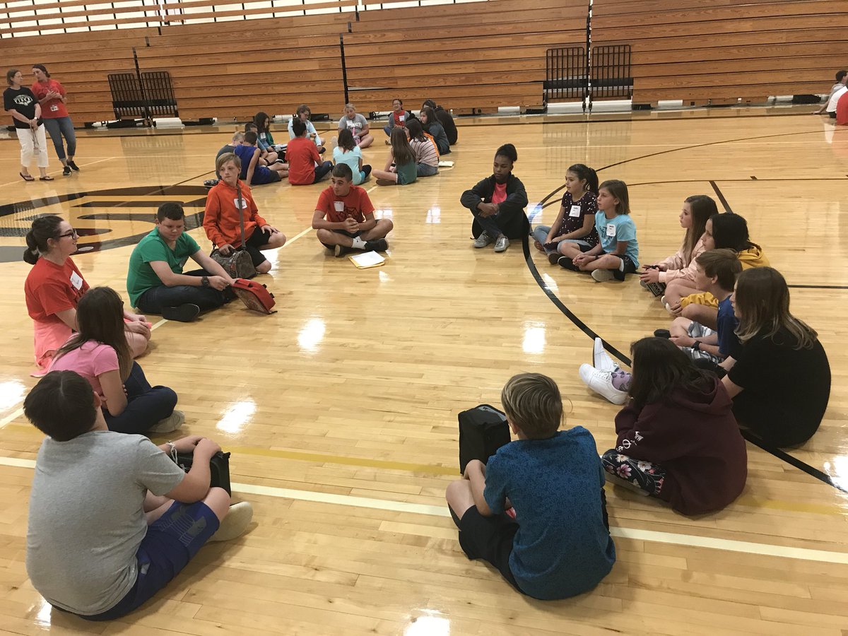 IvanESMS's tweet photo. WEB Kickoff because at ESMS everyone belongs! #esmsweb #ESMSBestYearEver f https://t.co/5jE9woz9c1
