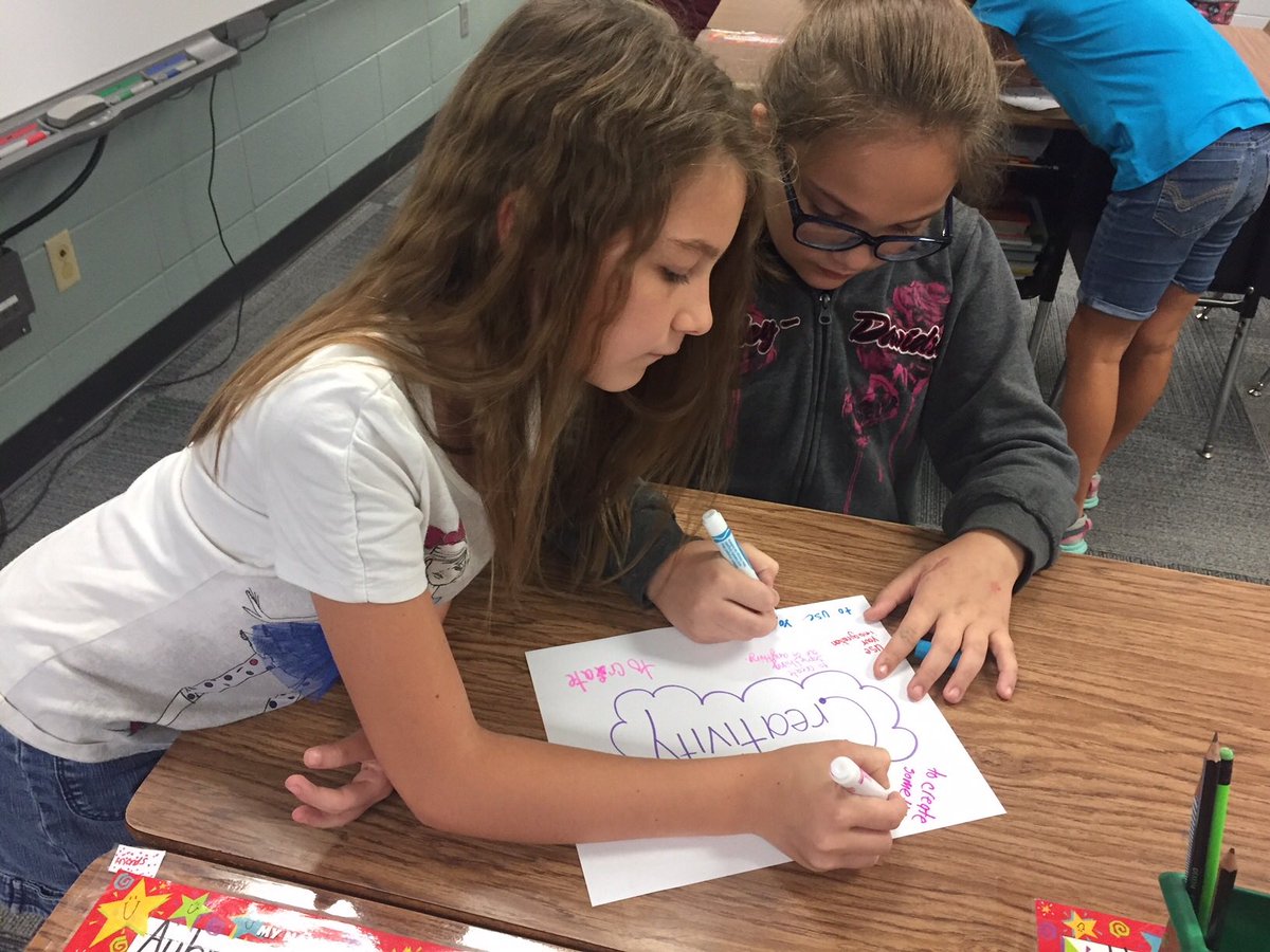 NMPrincipal's tweet photo. Building a Growth Mindset and community in @KshannonKelly ‘s 5th grade classroom. Welcome Mrs. Shannon!  #KidsAtWork. https://t.co/sNMPFb5two