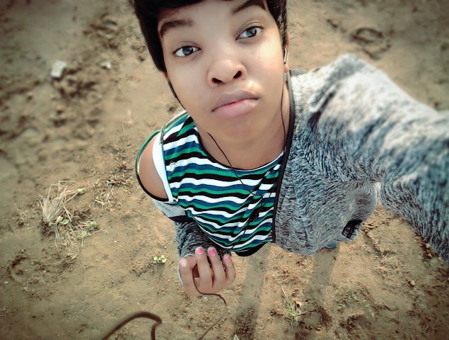 SimangeleMavun1's tweet photo. #AndriodVsAppleFlames https://t.co/uAner7aXae
