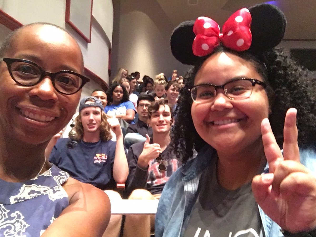 KU_Belonging's tweet image. Kierstin and I taking our usie (as opposed to selfie) this morning at #JayhawkJumpstart! These excellent presentations are an awesome way to kick off #HawkWeek 2018 and I can't wait for all that is in store for our new Jayhawks!