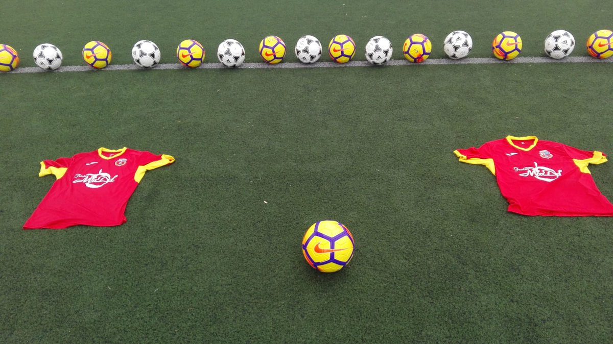 Fútbol Base. El lunes 20 de agosto, a partir de las 17h  comienza la andadura del <a href="/san_cristobalcf/">San Cristobal CF</a> . Se realizarán jornadas de captación de 17h a 19h en edad infantil, cadete y juvenil.