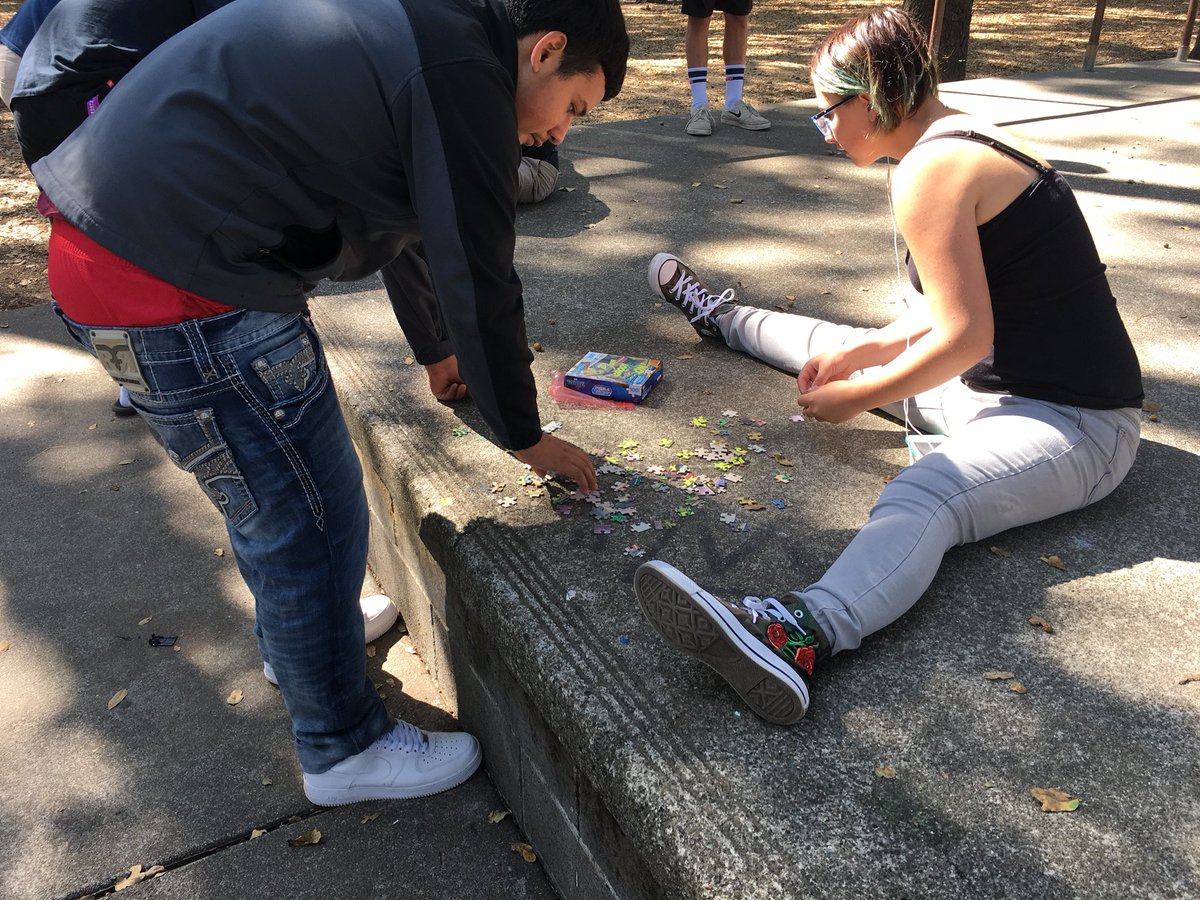 coachdanajones's tweet image. Puzzle skills. Day 2 of cooperative games. #bplearning #bigpicture #bplwindsor #northbaymet