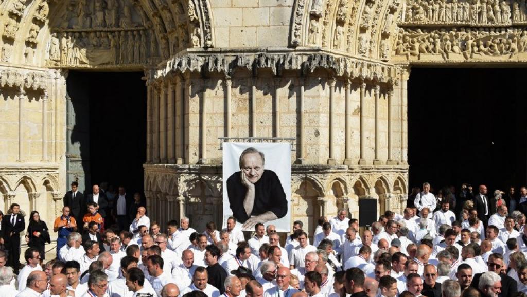 Gastronomie: les grands chefs du monde rendent hommage à Joël Robuchon rfi.my/313y.t
