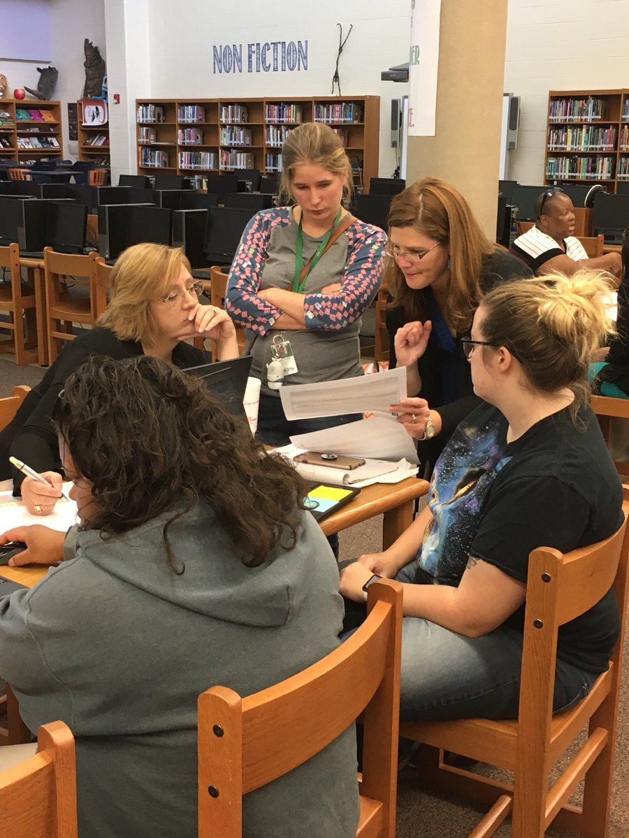 mfoxnc's tweet photo. @ICStaceyWilson assisting teacher unpack standards during our k-2 science PLC session this afternoon. #ucpskickoff @AGHoulihan @UCPS_ICTeam https://t.co/9OnmJOsN0l
