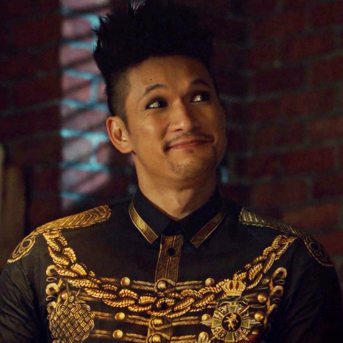 laleluii's tweet photo. He might be fictional but he’s an inspiration to so many 

#SaveShadowhunters
#SaveTheShadowWorld https://t.co/E2q00JmQ0P