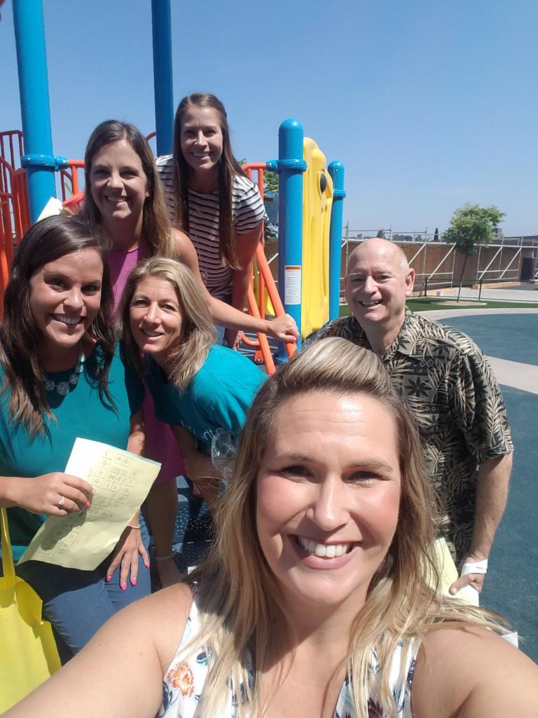 #lmarace <a href="/lmarace/">Lucia Marace</a>