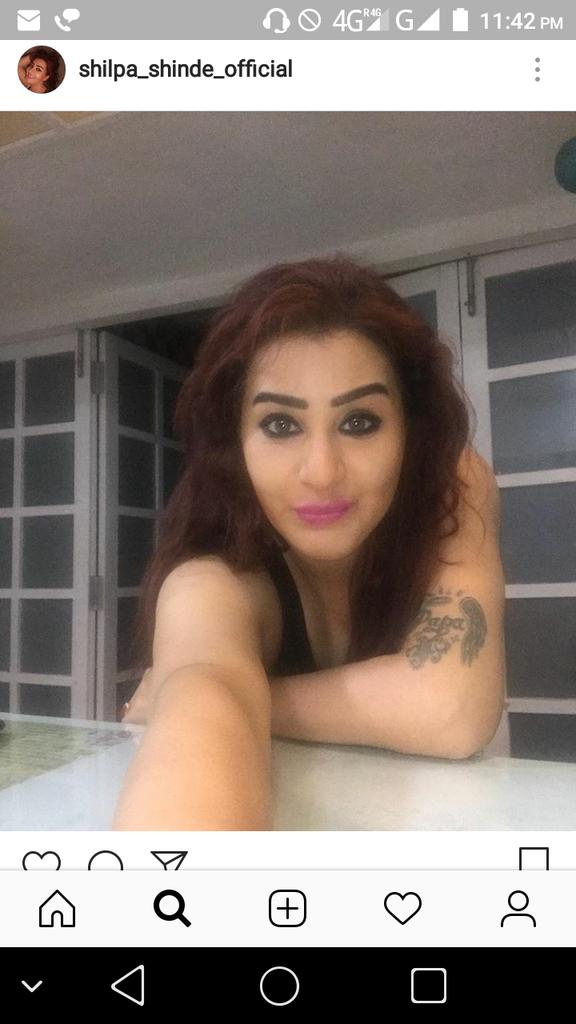 RashamiDesaiTM2's tweet photo. Bae new pic 💗💗😍😍😍😍
Hottness 🔥🔥🔥🔥
@Cancer_Girl_GG @lavanya2813 @Jayachaturvedi6 @Sanya_Appy @YusraPrincess @PuriSanyaa @DjArjita @vinci1203 @ianshi3 @anusha_199 @ShilpaShindeTM @pure_shilpa @ineerajdubey @mukta_priya @HmarpyariSHILPU @ShrutiGupta627 @iRheasingh https://t.co/IBBNtBkArG