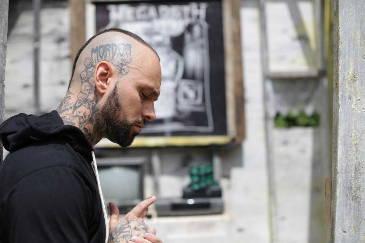 CharlesLalande_'s tweet image. De son propre aveu, Souldia admet qu'il n’est plus l’ombre de l’homme qu’il était lors de sa sortie de prison en 2011. 

Il priorise dorénavant ses vies de père, conjoint, musicien et ami. 

Mon entretien avec le rappeur de Limoilou.

bit.ly/2MvGJXA