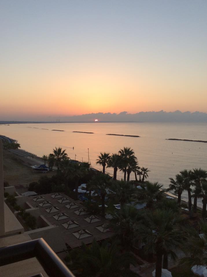 LarnakaRegion's tweet photo. @visitcyprus @dw_euromaxx we have yoga experts using SUP boards too - check it out https://t.co/G1tCQZgDB7
and our sunrises are spectacular
#visitLarnaka
#yearrounddestination
#paddleboard https://t.co/BmziT2aPR7