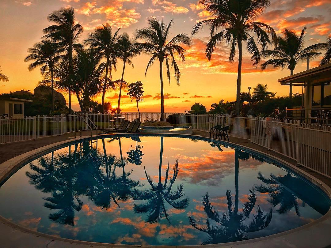 Australia's tweet photo. The early bird catches the best #sunrise reflection 🌴🌅

(via IG/glanzpunkt at #WhitsundaysSandsResort in @queensland’s #Bowen) #seeaustralia https://t.co/dzLID23CYA
