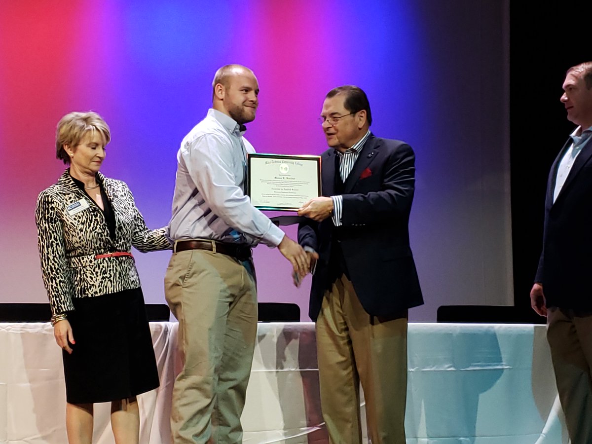 waketechcc's tweet photo. Congratulations to #nctap students from #WakeTech who received their AAS in Mechanical Engineering Technology Degree and their Journeyman's Card.

https://t.co/ZsfLTVt5Oh

#WakeTech https://t.co/3UNm0SVt3a