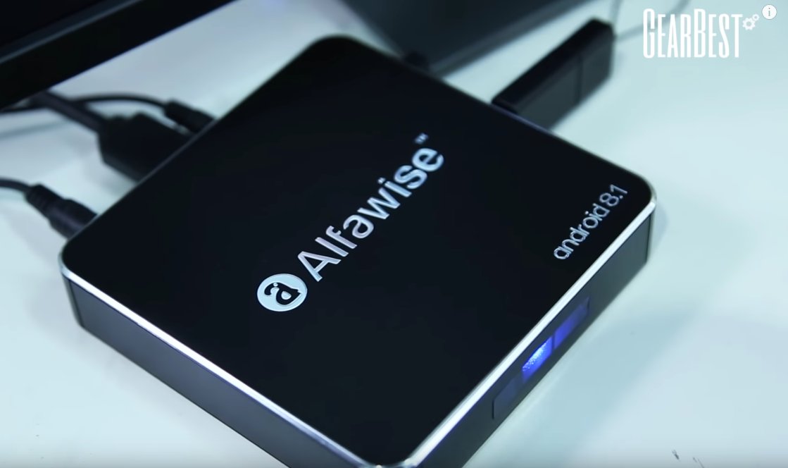 TheGearbest's tweet image. 👉 Turn your TV into real media center with #Netflix #YouTube and even Android games with this Alfawise A8 TV Box. 4K entertainment at its finest! 👌 
➡️  See all specs and grab it for just $29.99: gearb.es/x0qYG