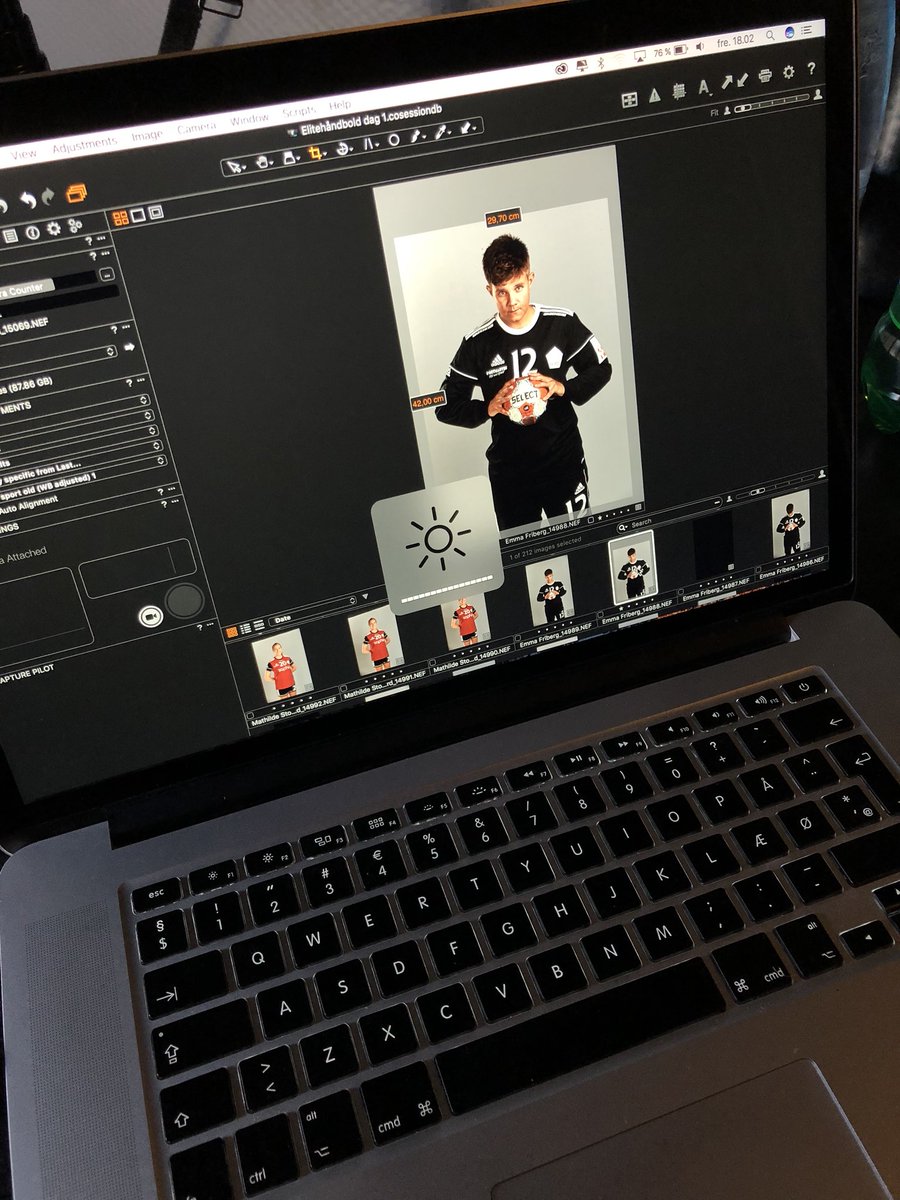 Knäcker numera extra som modell...